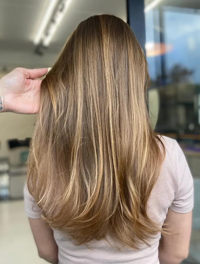 Lived-in Color: mechas por Isabel Simas em Santa Maria e Florianópolis
